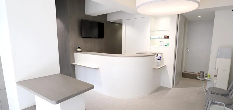 医療法人 Love&Smile 友枝歯科・矯正歯科クリニック博多駅前