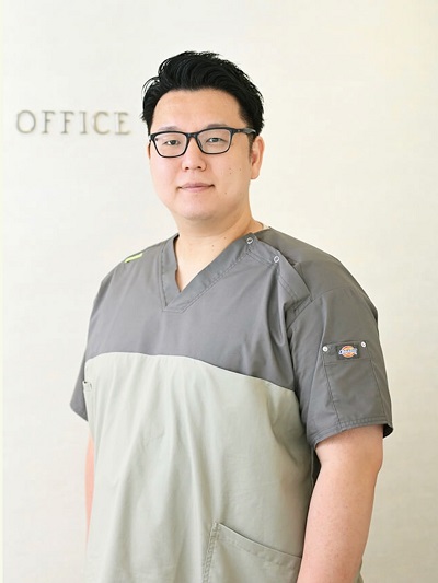 東　直哉