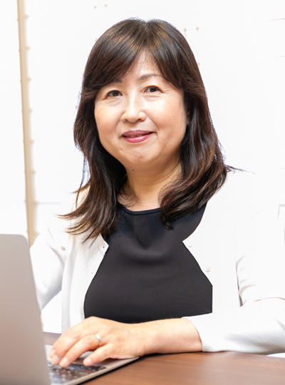 中山　真弓