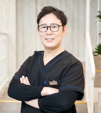 谷野　昌弘