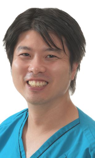 南出　英俊
