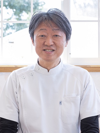 潘　成哲