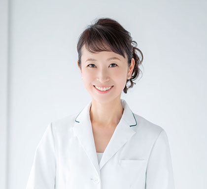中庭 麻友子