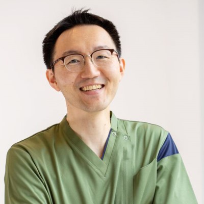 山本　芳輝
