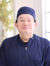 山地　誠治