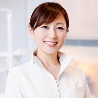 根本 康子