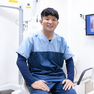 西井 慶