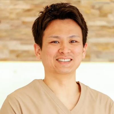 八百谷 一希