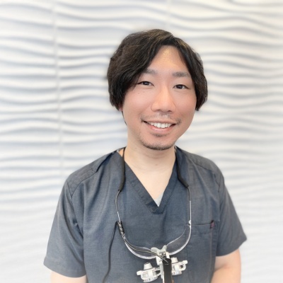 小野 友彰